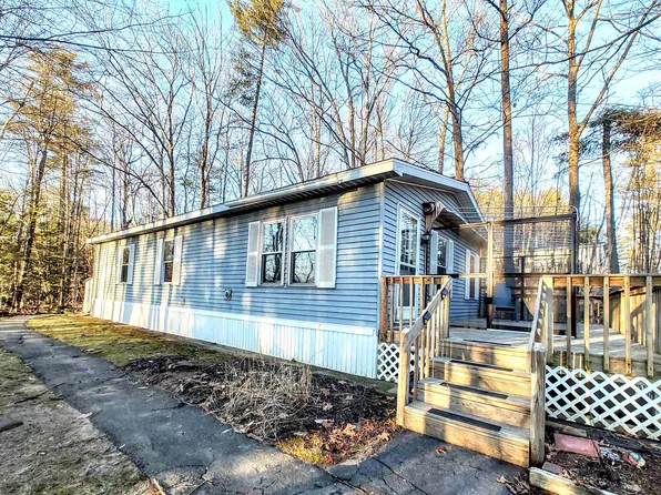 40 Sycamore Boulevard, Farmington, NH 03835