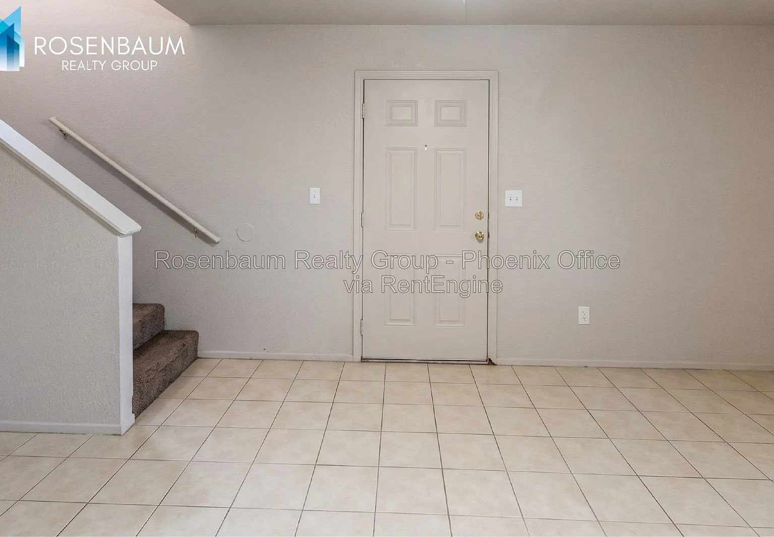 2 bed, 1.5 bath, 1000 sqft, $1,199 — Photo 2