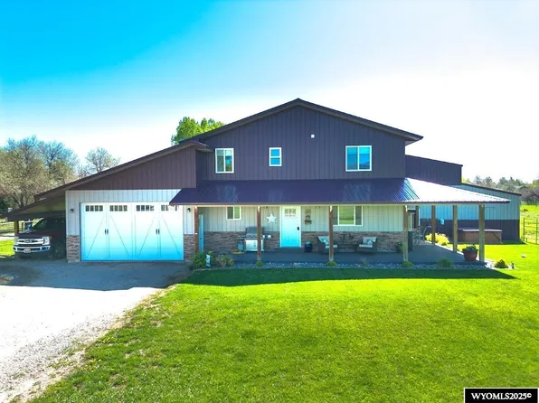 200 Irwin Ln, Lander, WY 82520