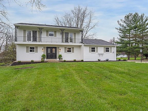 2nd image of 8255 Maywood Dr