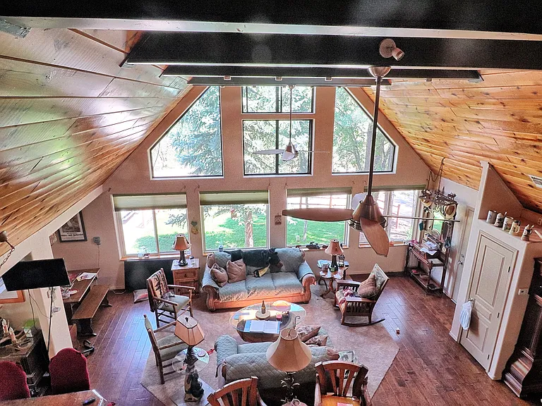 2429 Ellsworth Ave — Photo 3
