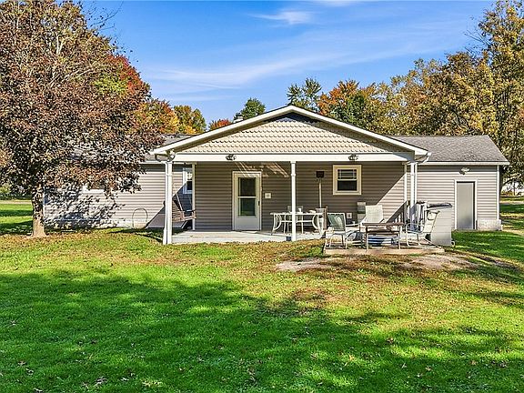 4th image of 3536 Lee Run Rd