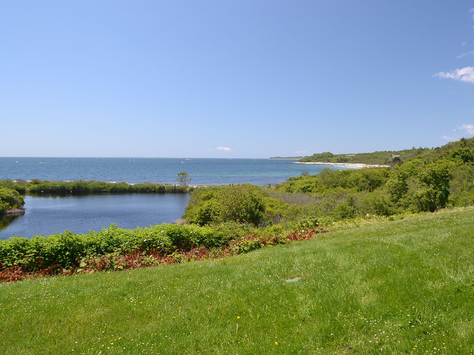 16781 E Main Rd, Fishers Island, NY 06390 Zillow