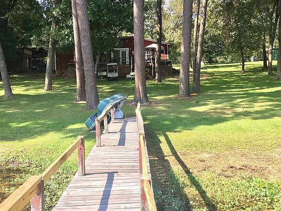 2nd image of 17309 Lakeshore Dr