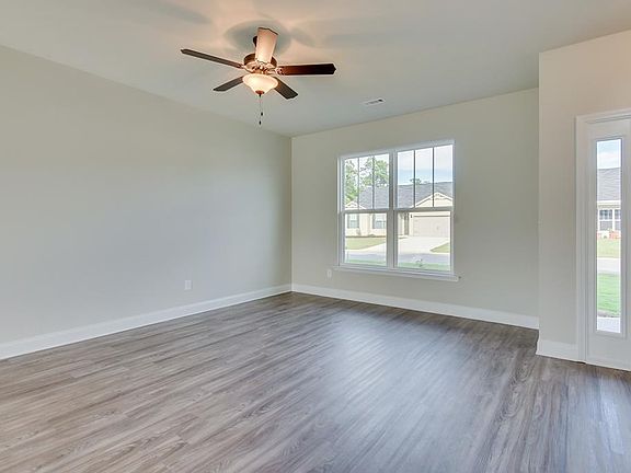 3rd image of 8213 Cozy Knl Lot 40