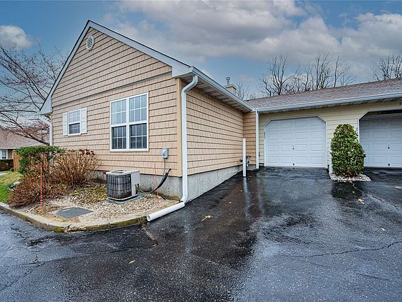2nd image of 164 Theodore Dr #164