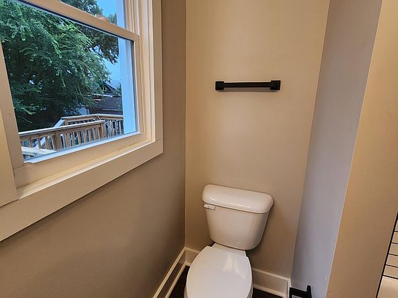 5th image of 1938 Duker Ave #2