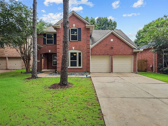 3rd image of 2111 Village Dale Ave