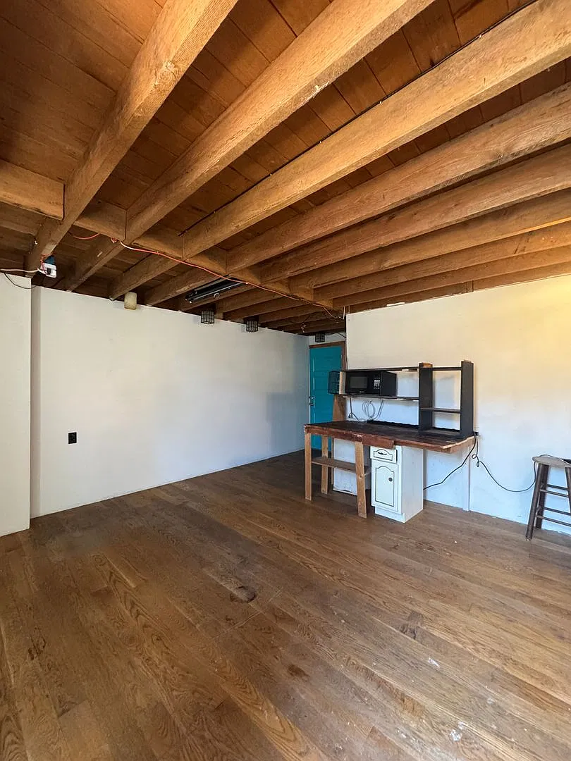 306 1/2 N Main St — Photo 2