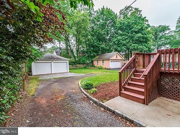 3rd image of 354 Turrell Ave