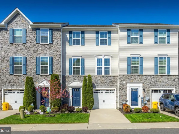 1036 Regency Pl, Sewell, NJ 08080