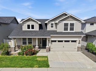 8015 S Topaz Ridge Ave, Boise, ID 83716