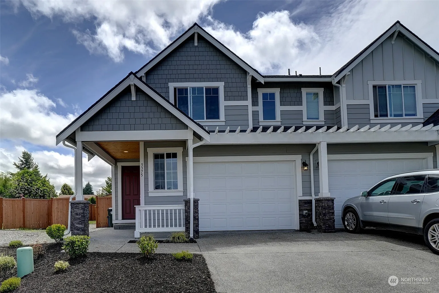 5375 50Th Loop SE photo 1