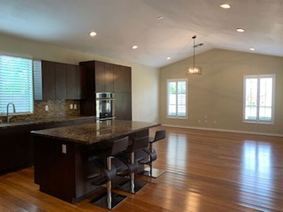 5th image of 5936 E Woodridge Dr