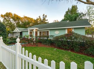 1122 N Alexander St, Mount Dora, FL 32757