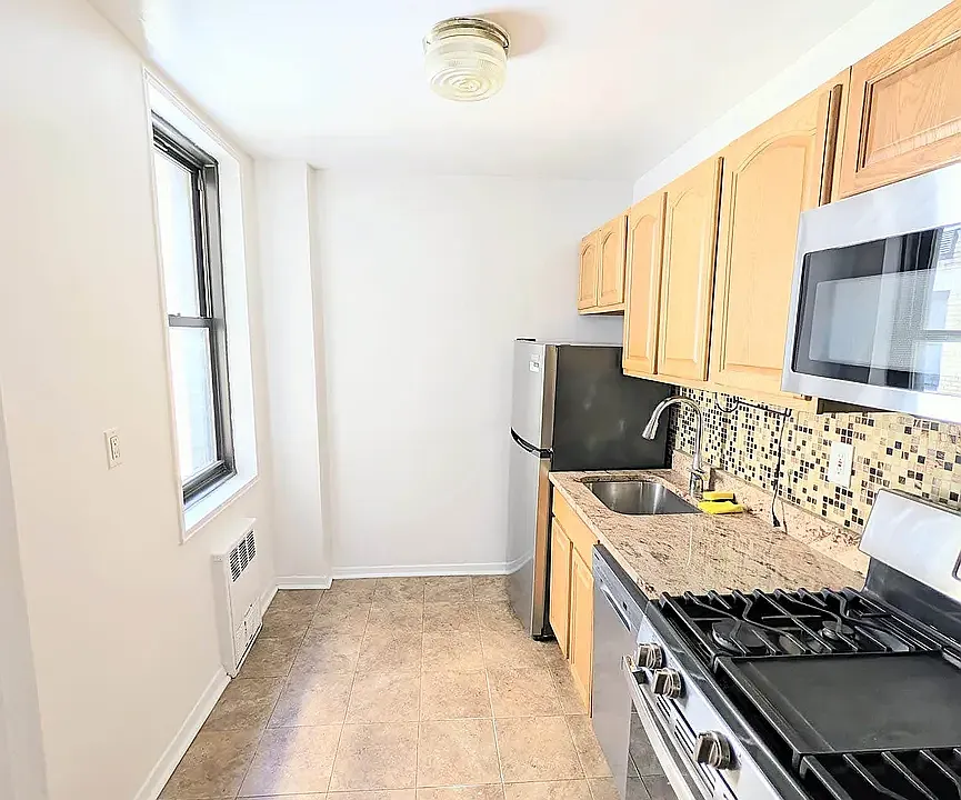200 Corbin Pl #37