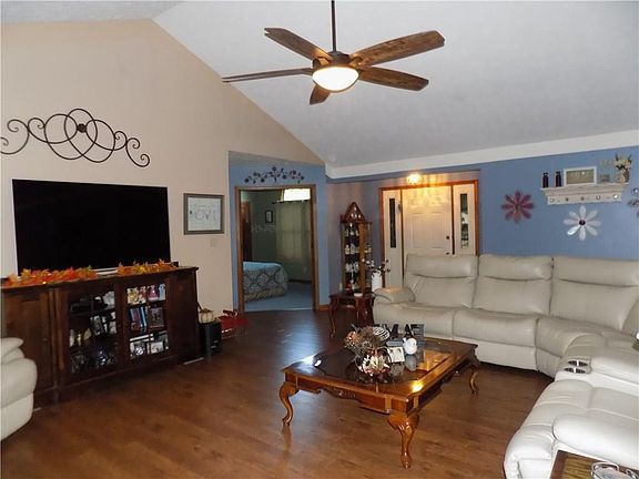 5th image of 7677 Westerville Dr