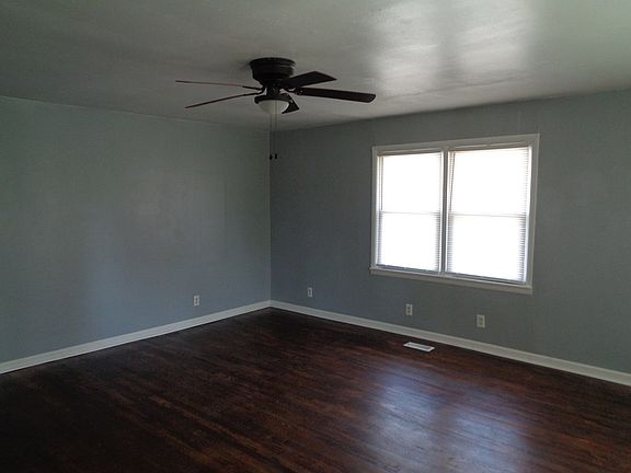 4th image of 627 Hodge St
