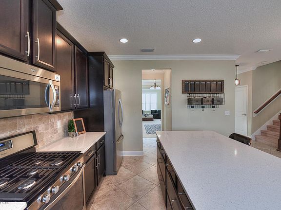 4th image of 514 Captiva Dr