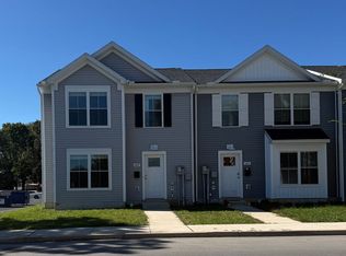 642 N College St, Carlisle, PA 17013