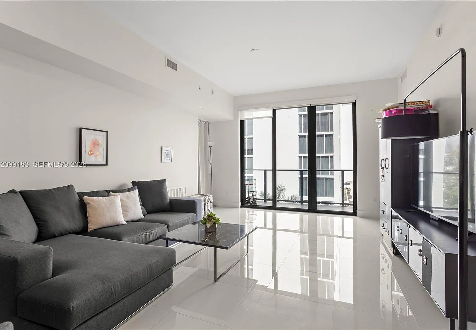 Aventura Parksquare Resid — Photo 4