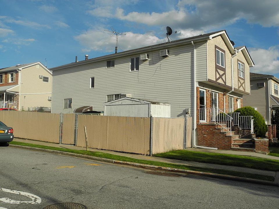 2nd image of 309 Cortelyou Ave