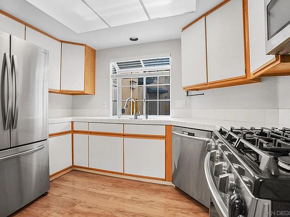 3rd image of 12046 Calle De Montana Unit 274