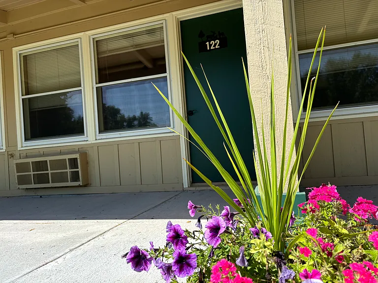 400 Quadna Mountain Rd — Photo 10