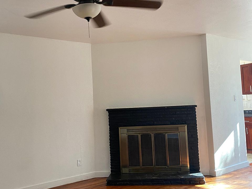 Living room with fireplace