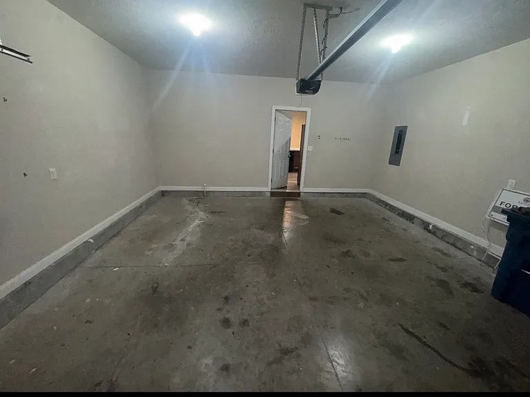 114 Stephen Dr — Photo 20