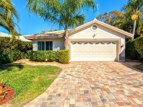 4706 Dundee Dr, Bradenton, FL 34210