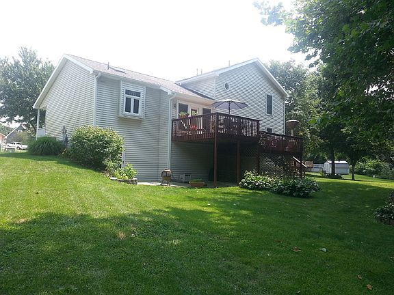 2nd image of 1749 Collins Dr