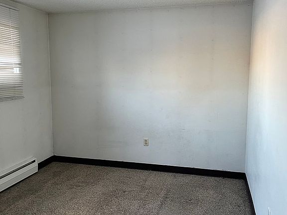 5th image of 434 Eureka Ave #B