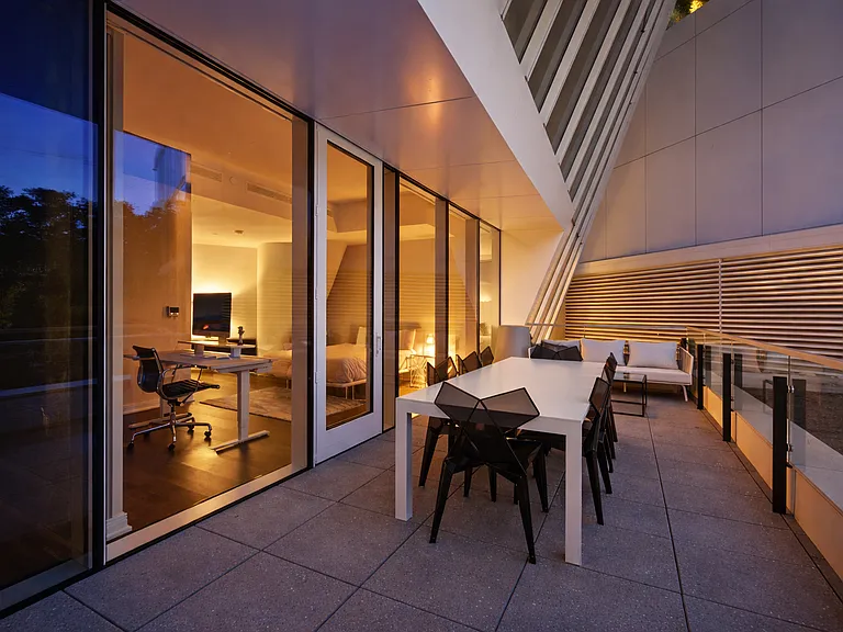 601 Wharf St SW #305 — Photo 7