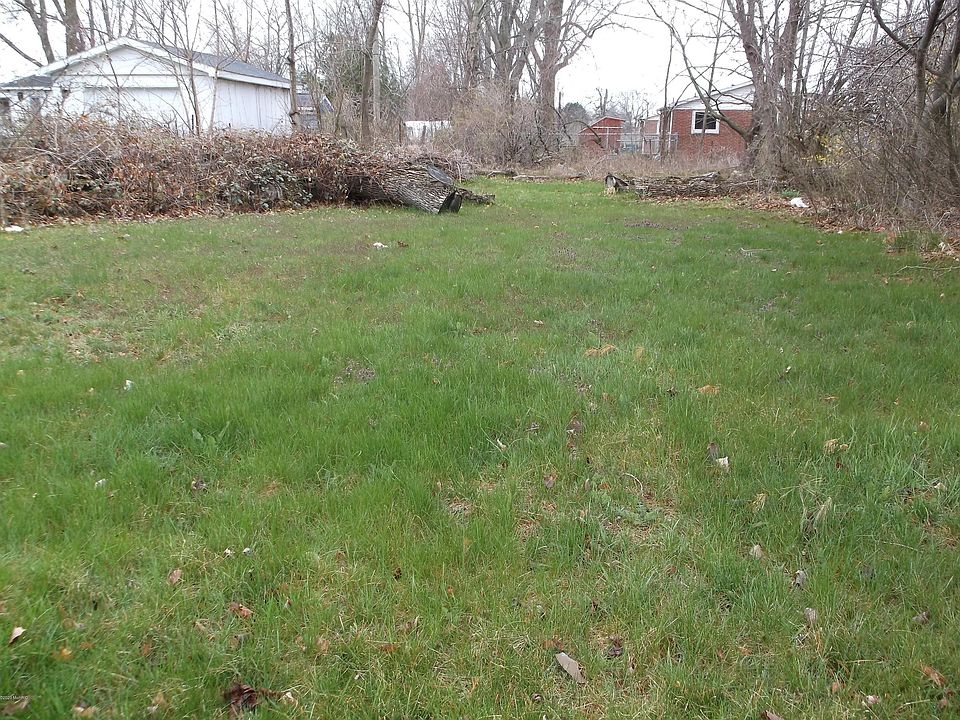 2nd image of 1008 Kalamazoo St