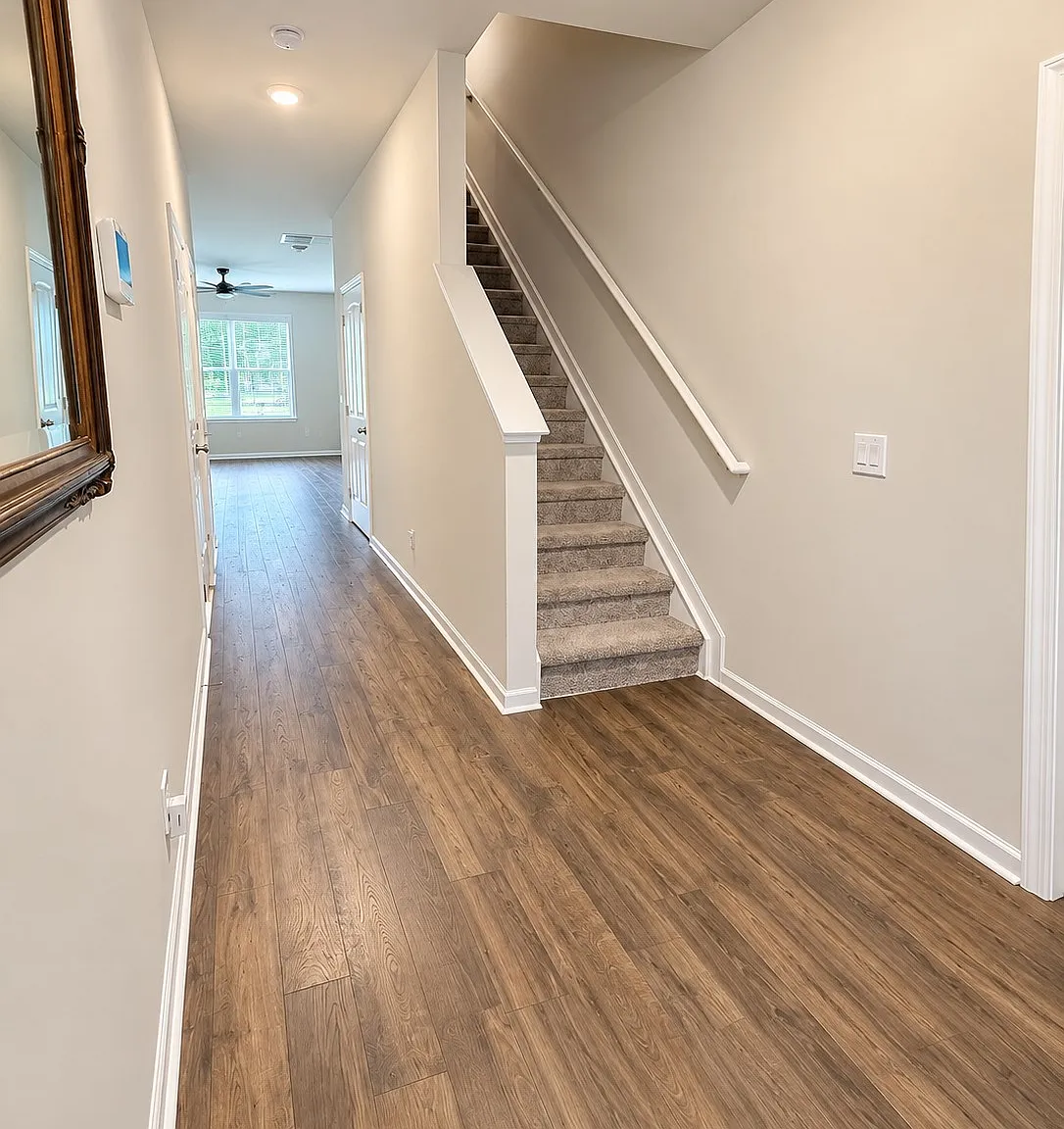 3 bed, 1481 sqft, $1,872 — Photo 2