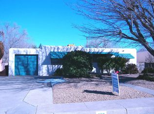 908 Indiana St SE, Albuquerque, NM 87108