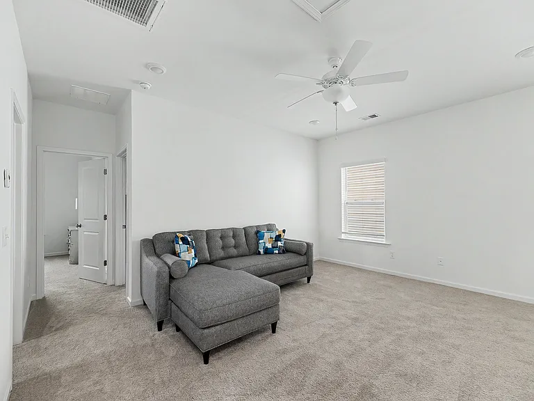 691 Snow Owl Dr — Photo 21