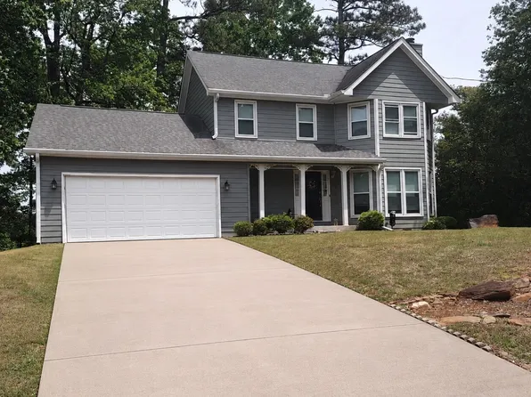 382 Charleston Ln, Lawrenceville, GA 30046