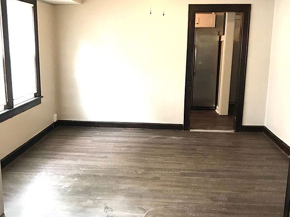 4th image of 6132 Paseo Blvd