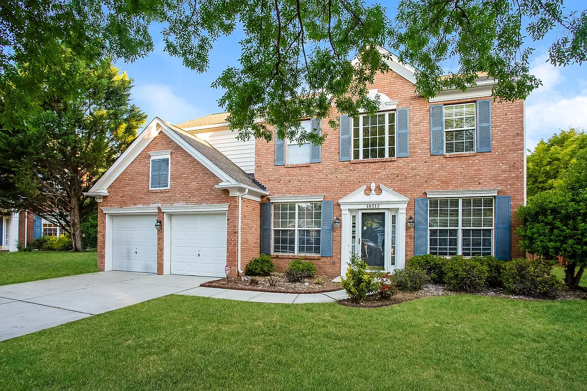 Building Photo - 10313 Scotch Pine Cir