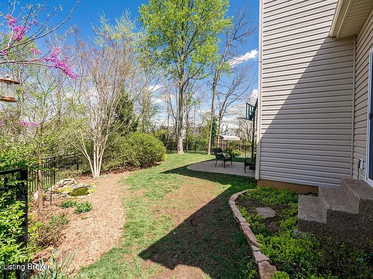 4007 Emerald Spring Pl — Photo 23