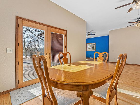 3rd image of 2067 Town Rd #L