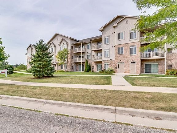 2nd image of W197N16925 Stonewall Dr Unit 209