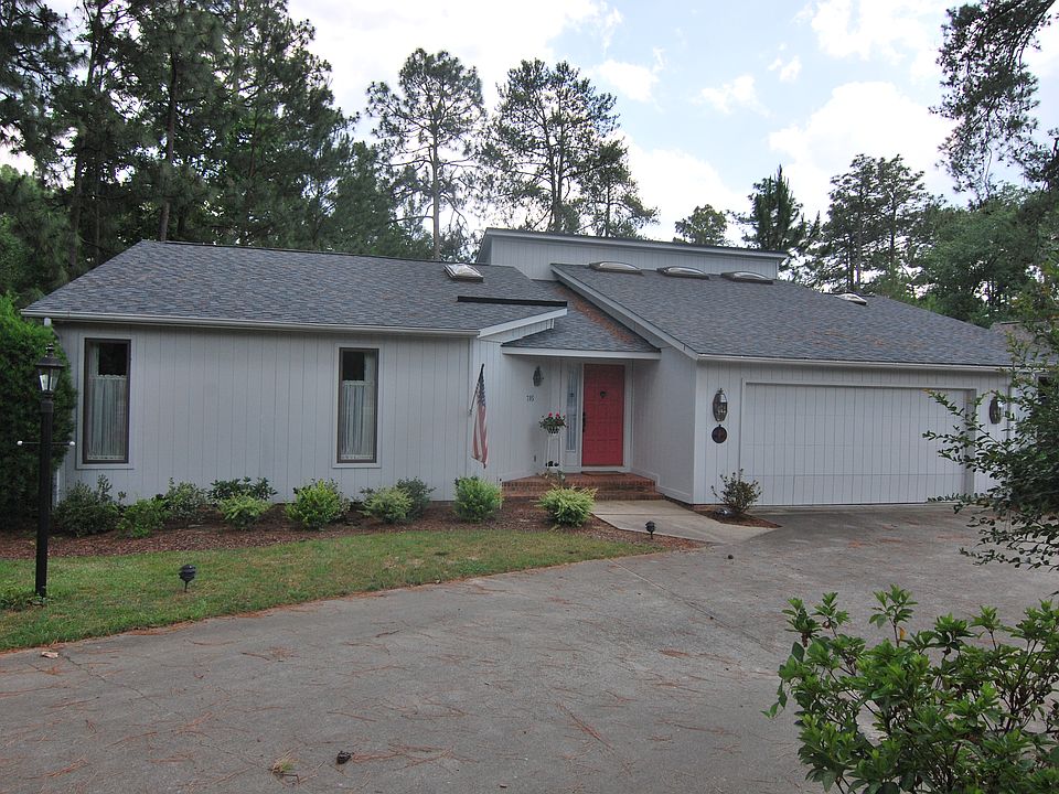 2nd image of 785 Saint Andrews Dr