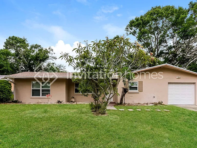 131 Adair Ave — Photo 1
