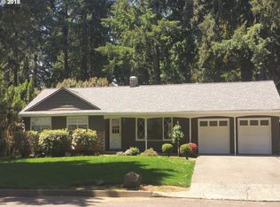 19019 SW Terry Ave, Lake Oswego, OR 97035