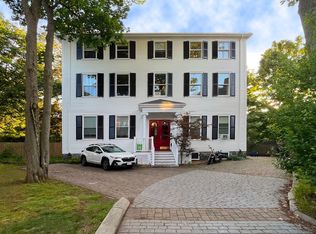 26 Grovenor Rd #1, Jamaica Plain, MA 02130