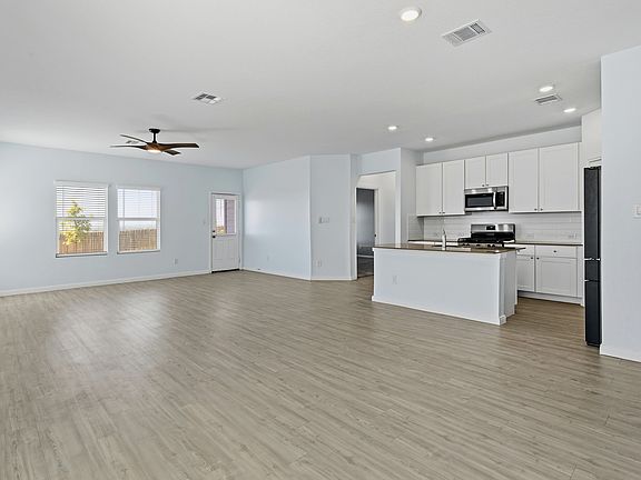 5th image of 5340 Cloves Cove St