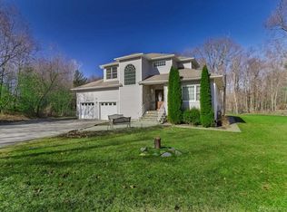 745 Osborn Rd, Naugatuck, CT 06770